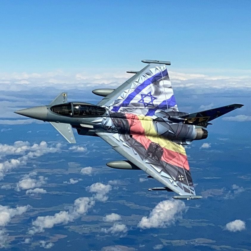 rubio_chef's tweet photo. Il nazismo del passato e quello del presente, fusi in una macchina di morte. Questo aborto storico si chiama #EagleStar e con altri #Eurofighter (Euro?) da domenica si eserciterà nel #BlueFlag21, obiettivo Iran. Oggi è più che mai ridicola la frase “Perché non accada mai più”🇵🇸🇮🇷 https://t.co/Amrg6JTyVB