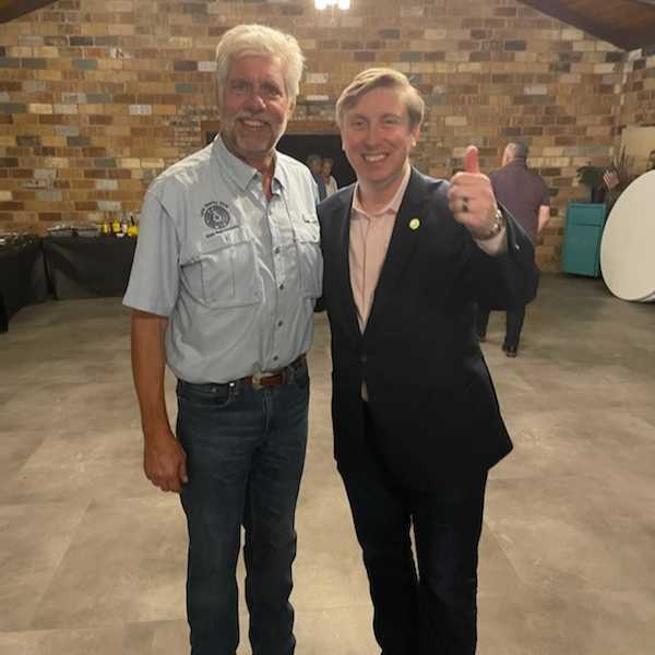 TanParkerTX's tweet photo. Such a fun event this evening with my very good friend, State @RepLynnStucky for his Cars &amp; BBQ event at the Sheriff’s Posse Arena in Argyle! Great spending time with so many excited patriots ready to keep Texas strong! Some really cool cars too! https://t.co/ZIzhbgeFdk