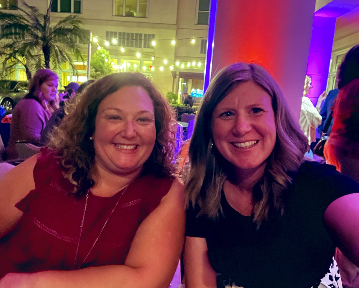 AarikaSandlin's tweet photo. Another amazing evening of networking with PR professionals from @NCSPRA and @scnspra at the annual conference. #restorerebuildreconnect https://t.co/Ig8OHDn38J