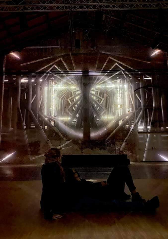 colors_creation's tweet image. ■ 所属クリエイター情報 ：Antaless Visual Designの「Perception」がFarnesina Digital Art Experienceで展示されました！
colors-creation.com/news/1413/

Antaless Visual Designの詳細はコチラから
colors-creation.com/creator/antale…

#COLORsCREATION #antalessvisualdesign #italy #projectionmapping #creator