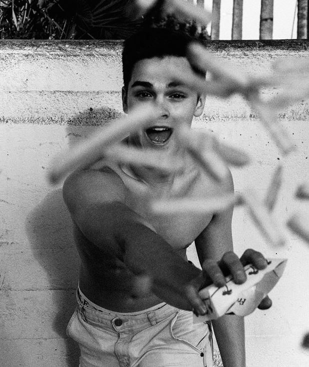 •*~| αℓєχαη∂єя мαѕѕσυмвєят |~*•

~> NSFW &amp; SFW
~> Gay 
~> Vers (+bottom)
~> Switch
~> Few limits
~> Free RP

*MDNI*

For DM: ♡  &amp;  RT