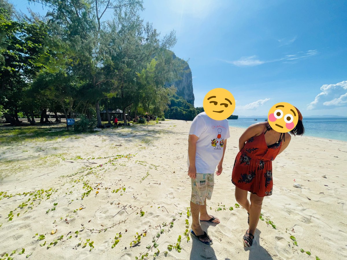 postdok_srk's tweet photo. Ich deins, du meins, wir eins 👩‍❤️‍💋‍👨

Der liebevolle Urlaub, in der du @Emply_u nicht von mir verschwinden kannst.

#Aonang #Krabi #ทะเล #กระบี่ #ไปเที่ยวกัน https://t.co/dRtOjIoCe2