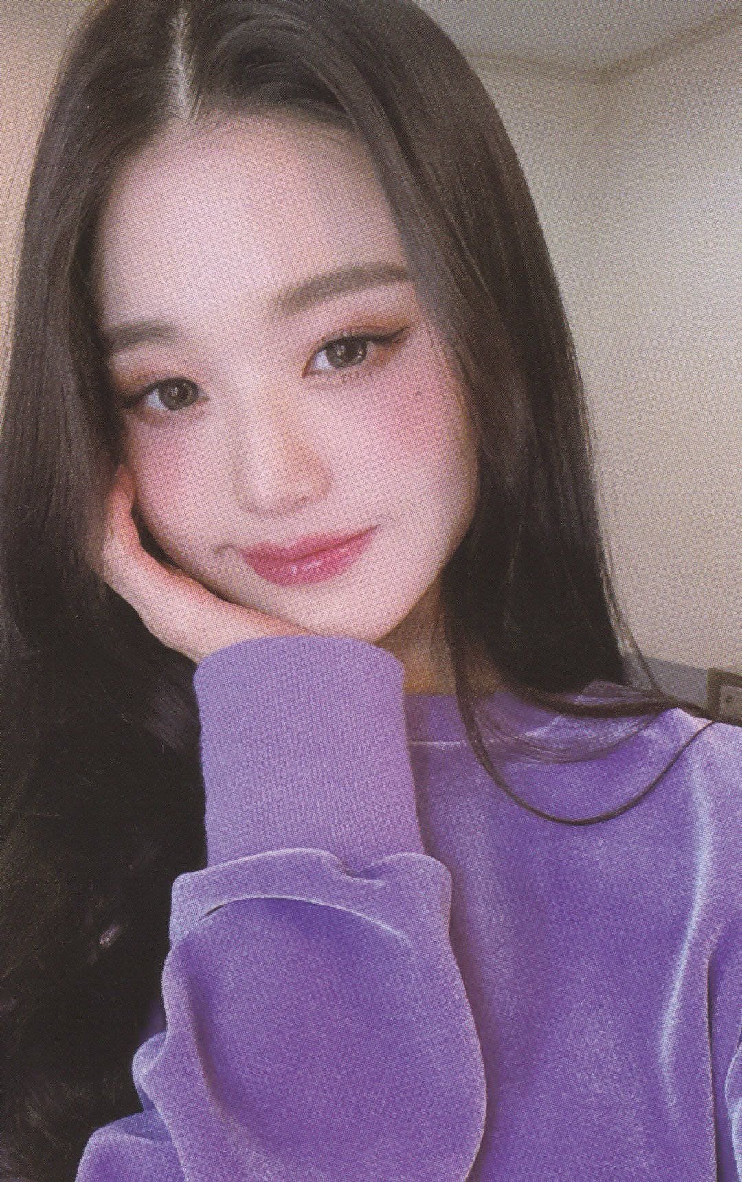 Izone sweater best sale