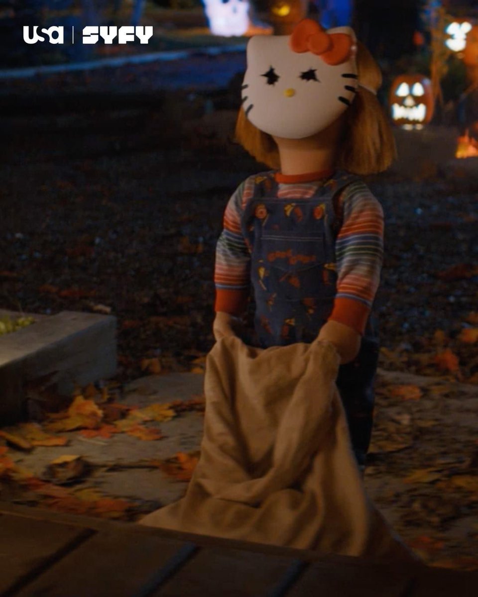 superchecco's tweet photo. Whoever is behind #HelloChucky is a fucking genius!!! hey @funko @NECA_TOYS where are u? I need #HelloChucky toy. @RealDonMancini #CHUCKYTVSERIES
I bloody love this show... and #Tiffany didn't show up yet @JenniferTilly https://t.co/MxMLaStaa0