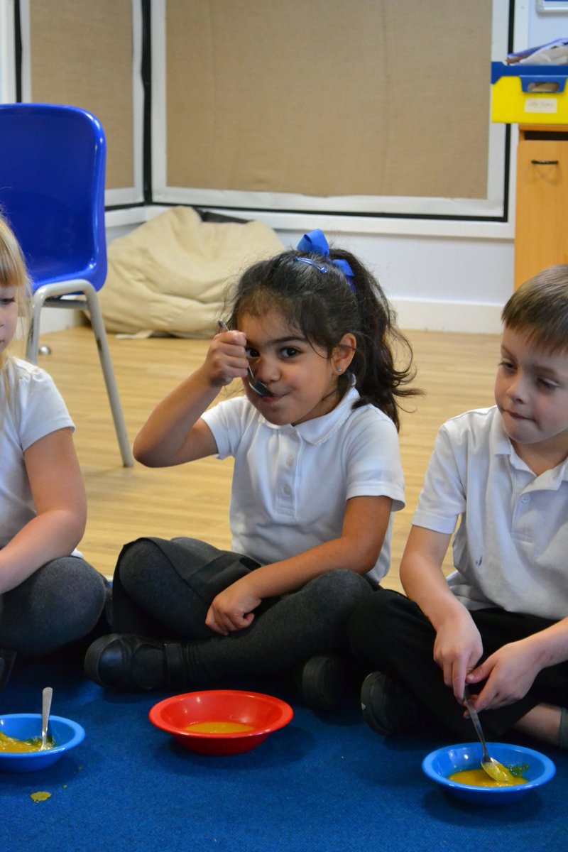 SchoolWoodfield's tweet photo. Class 1 this week have been busy making pumpkin soup. From chopping, to mixing, to weighing they have been busy. It was delicious!
Thank you to Ish who helped to do the cooking part in the kitchen. #activelearning #pumpkinsoup #foodtechnology #eyfs https://t.co/d62lBvQcUw