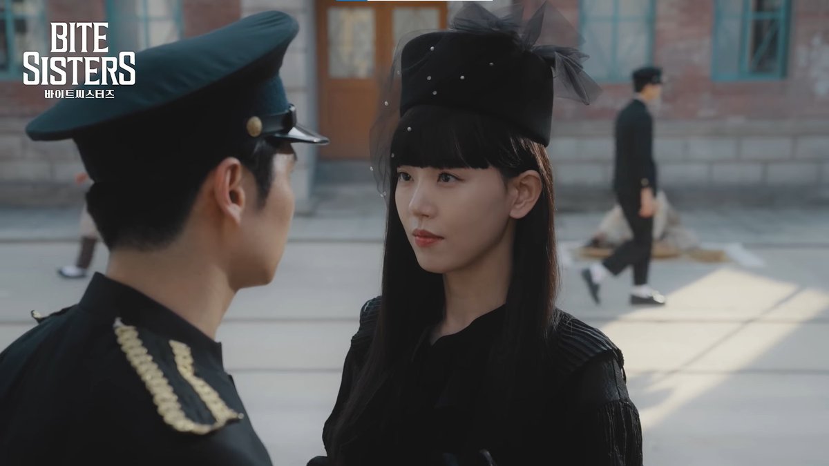 kdramaguy's tweet photo. my luv #KangHaNa looks good as always🥺 I'm loving her look as vampire han yi-na♥️💯
#BiteSisters 
#BiteSistersEp1 https://t.co/kQRnwKo8pV