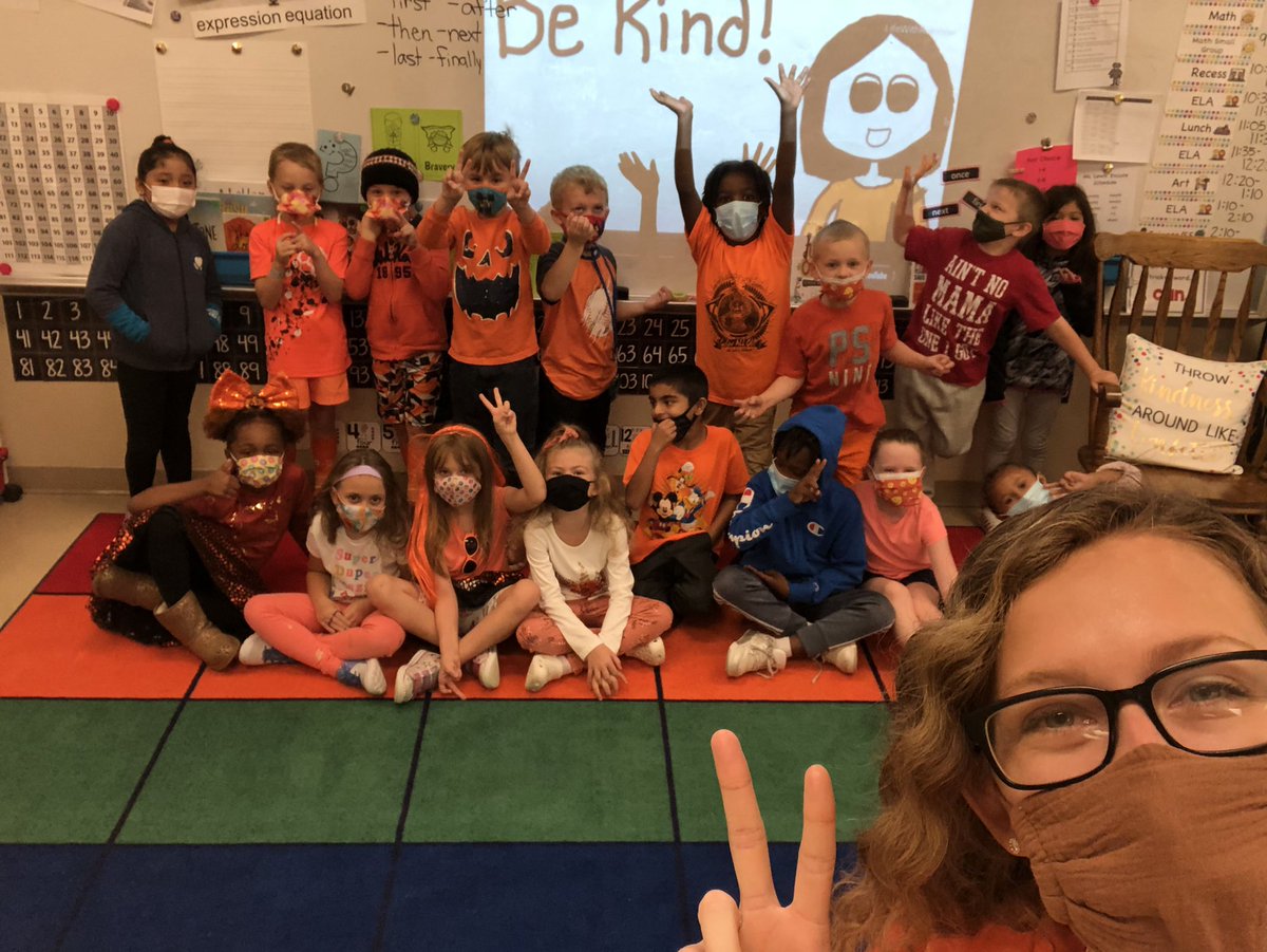 Megan Lewis tweet media