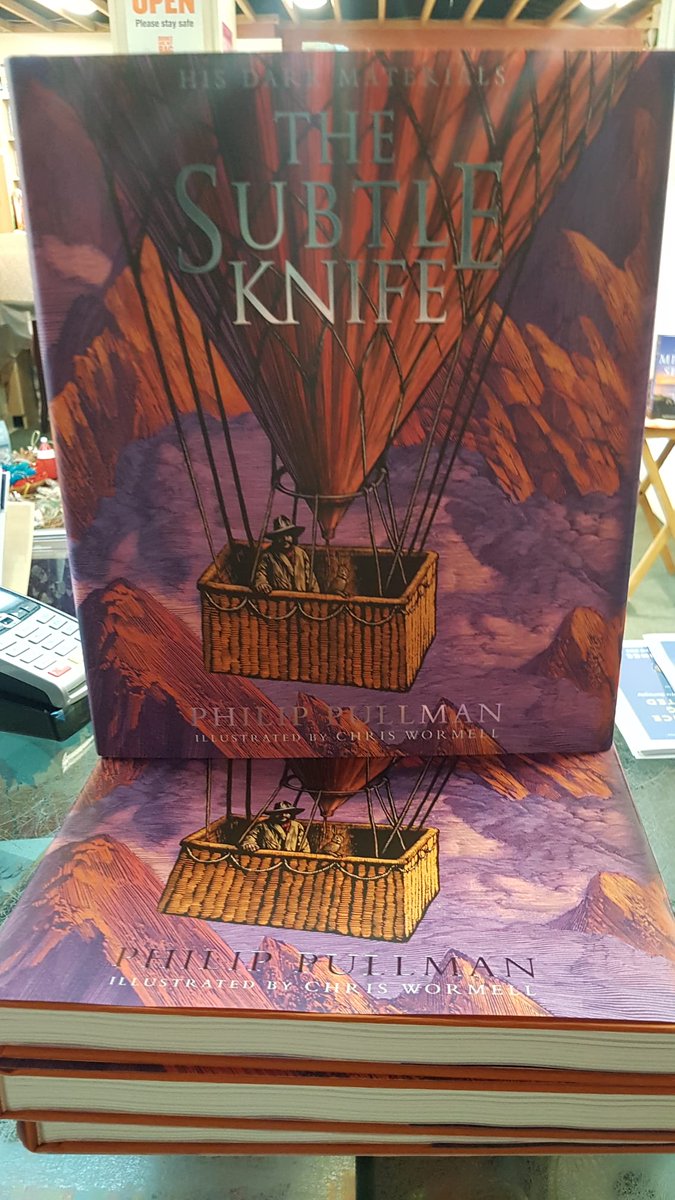 Furtherfrom's tweet photo. What's this I see before me? Signed first editions of the STUNNING fully illustrated Subtle Knife? Forsooth! Very limited number of copies available: hurry! @ScholasticScoop @bouncemarketing @PhilipPullman #subtleknife #ChooseBookshops https://t.co/xlRwP6MXGw