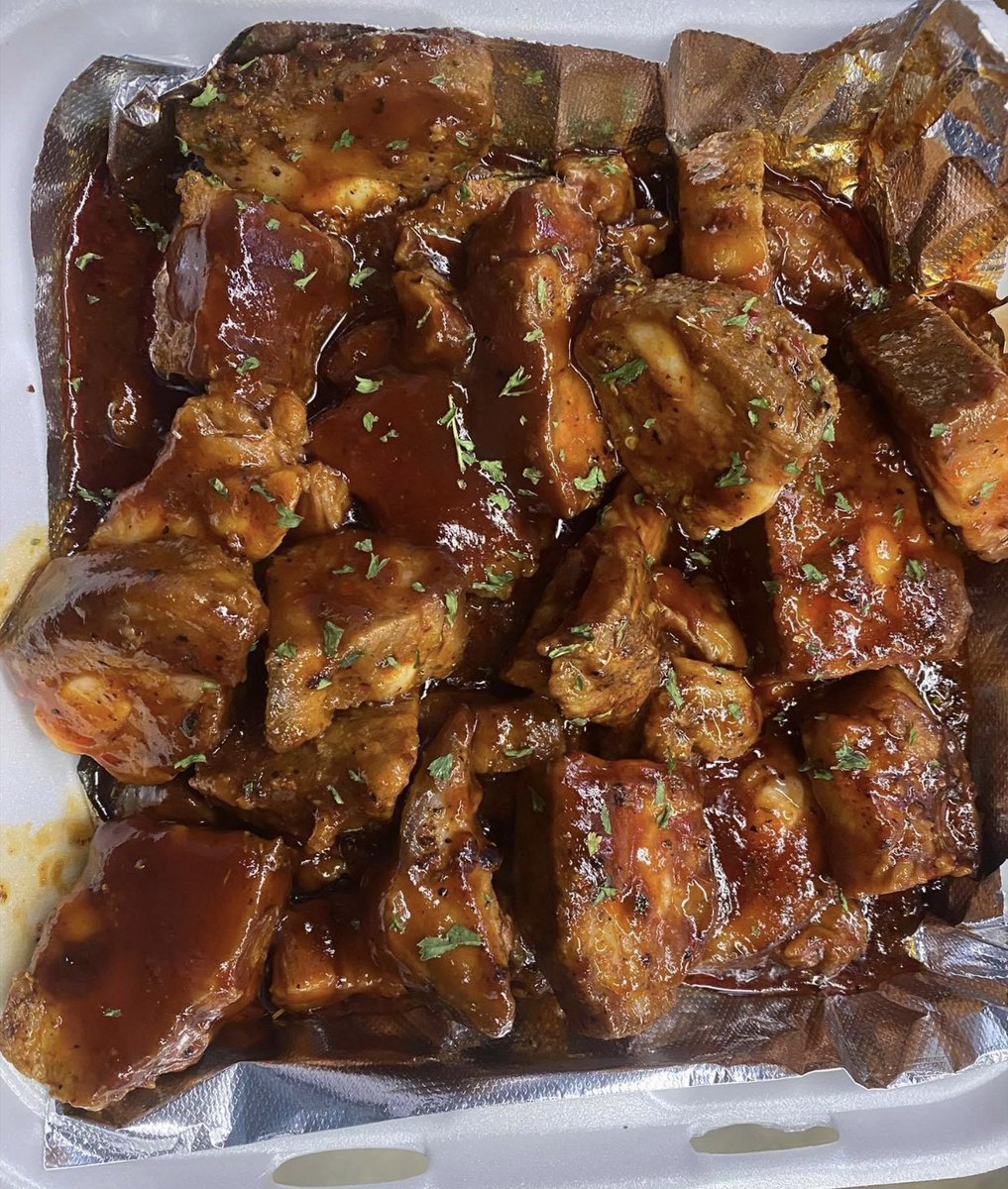 love18wayz's tweet photo. 18 Wayz Wingz &amp; Thingz Don’t Waste Your Money… Taste Your Money… https://t.co/zFx5j6S5og