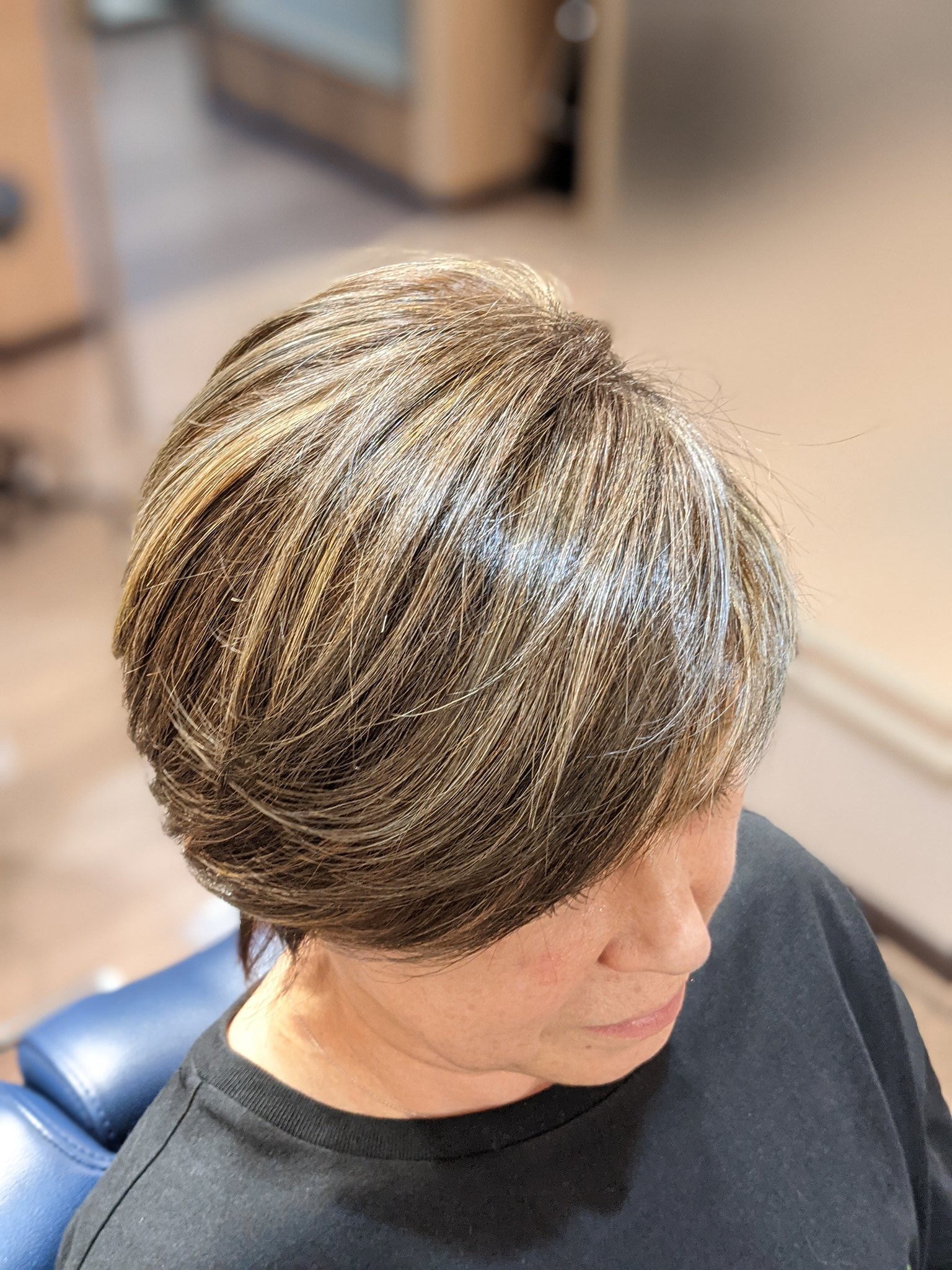 Ryuko Beauty News 50代 乾かしただけ ハイライトで動きと白髪ぼかしをしたカラーリング プログレスで ボリュームと柔らかさをプラスしました 50代髪型 50代ヘアカラー 美髪 T Co Lpzk31ic5d Twitter