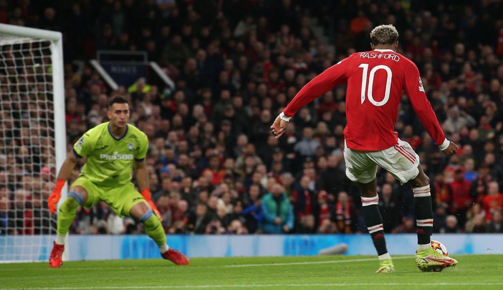 MarcusRashford's tweet photo. Felt good. Thank you for everyone’s support last night, the noise in OT and I’m sure at home was amazing. Let’s bring the same energy this weekend ✨♥️ https://t.co/sLIzoBr32f