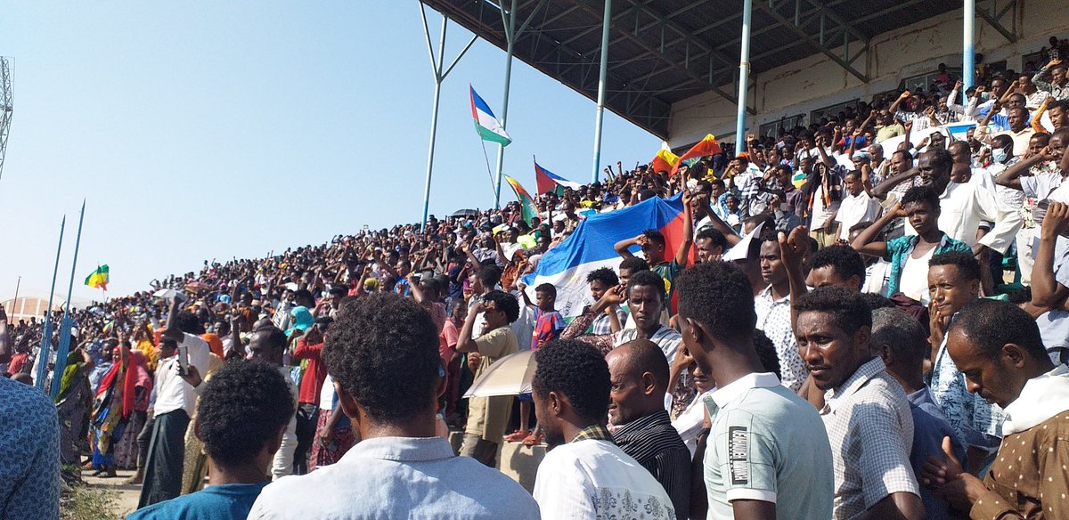 AkaadarAli's tweet photo. በዛሬ ዕለት 11/02/2014  የጅንታው ቡድን በአፋር ክልል እና በአማራ ክልል እያደረሰ ያለውን ሞት እና ዝርፊያ የሚያወግዝ የተቃወሞ ሰልፉ በአፋር ዋና ከተማ ሰመራ ላይ ሰላማዊ ሰልፉ ተካሄደ። https://t.co/Y3JBmyJwHV