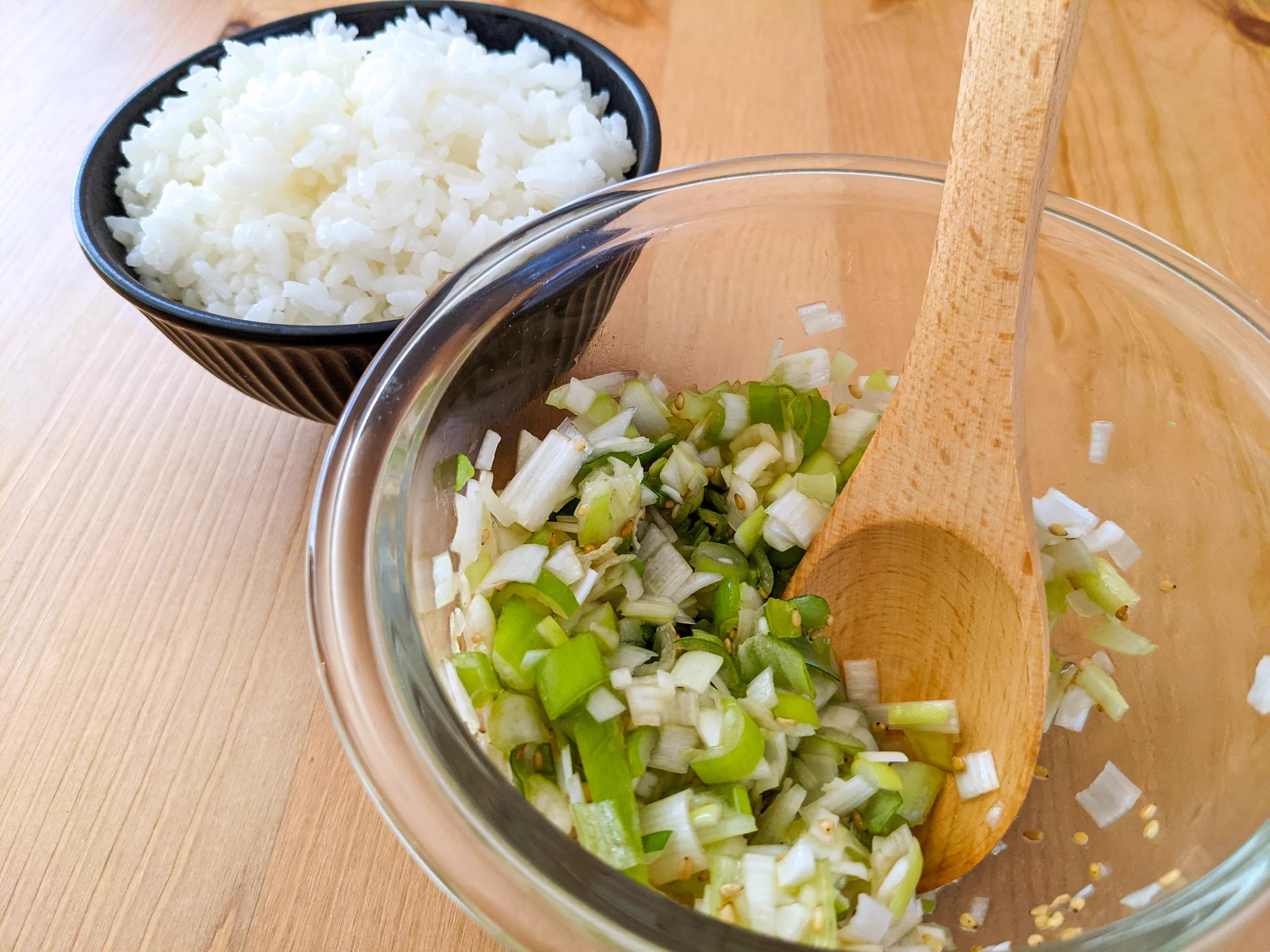 ご飯があっという間に無くなっちゃう？！白ネギを使った「卵かけご飯」レシピ！