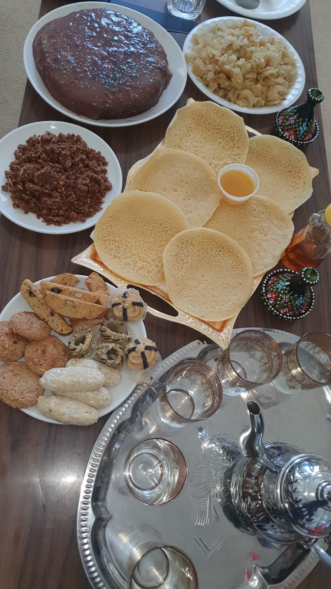 #Fulbright taught me to not only appreciate other cultures,but also taught me to embrace mine &amp; share it on every possible occasion I get. My Christan Friend, Tanzanian FLTA, &amp; I celebrated Eid al Mawlid together with Moroccan treats
Khaoula Bouti, current FLTA at Bennett College