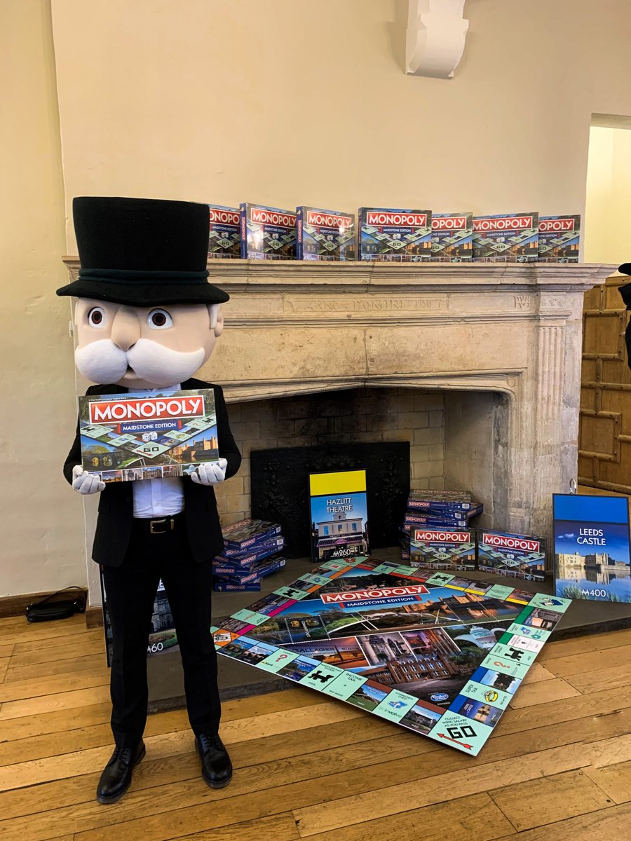 leedscastleuk's tweet photo. The new Monopoly: Maidstone Edition board game officially passed GO today at Leeds Castle!

A pleasure to host this exciting launch, where Leeds Castle has been named the 'Mayfair of Maidstone' 🎩

#maidstone #maidstonemonopoly #monopoly #monopolygame #visitmaidstone #kent #games https://t.co/tegQq09UN6