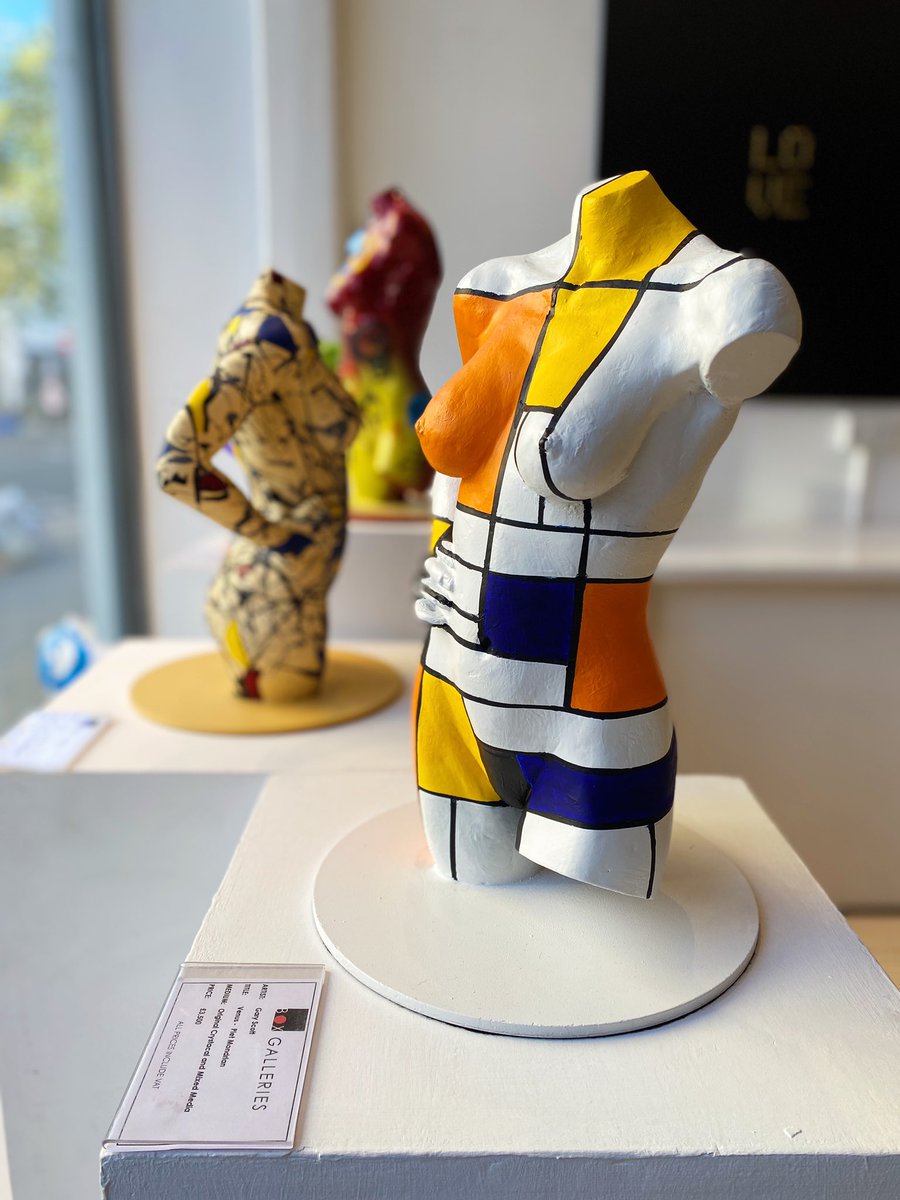 BoxGalleries's tweet photo. Piet Mondrian - Venus by Gary Scott. Original Crystacal and Mixed Media Sculpture, in situ here in the gallery.
For details on size and price, please contact 📧 info@boxgalleries.com
#boxgalleries #garyscott #mondrian https://t.co/9EfsuNdqR0