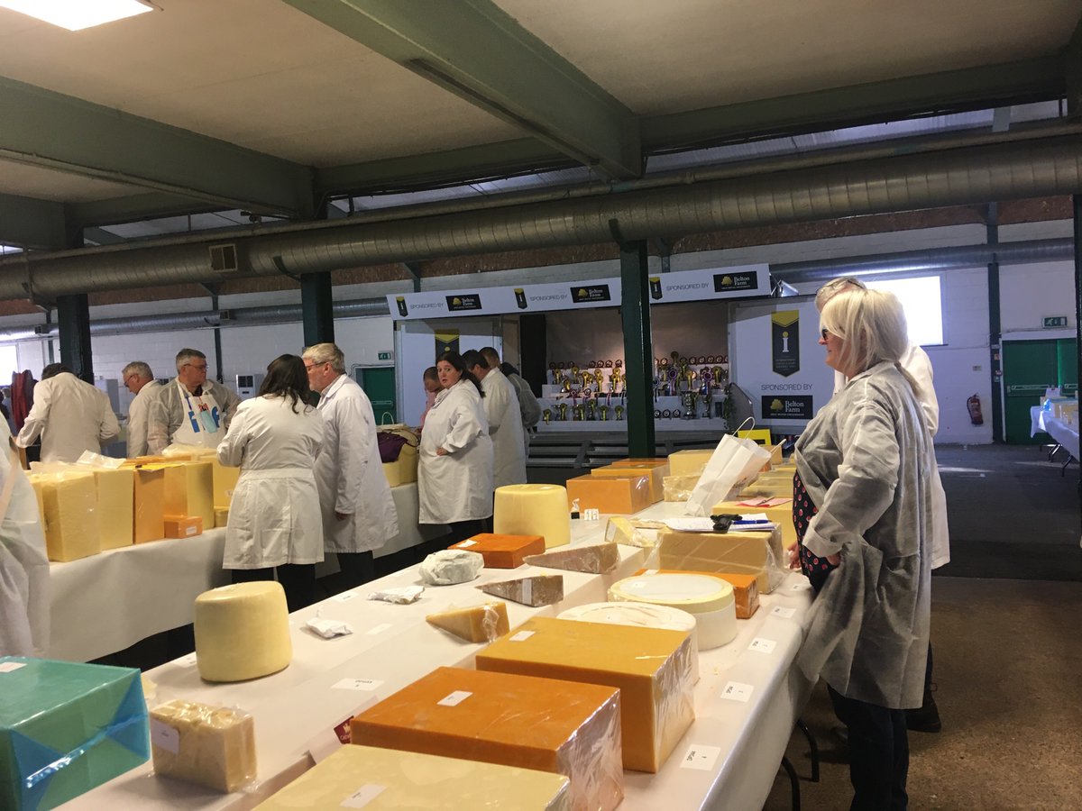 NFU Dairy tweet media