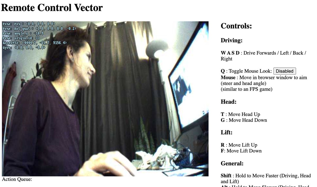 Stefania_druga's tweet image. Tiny 🤖 watching me watching him #inception #WoZ #VectorRobot