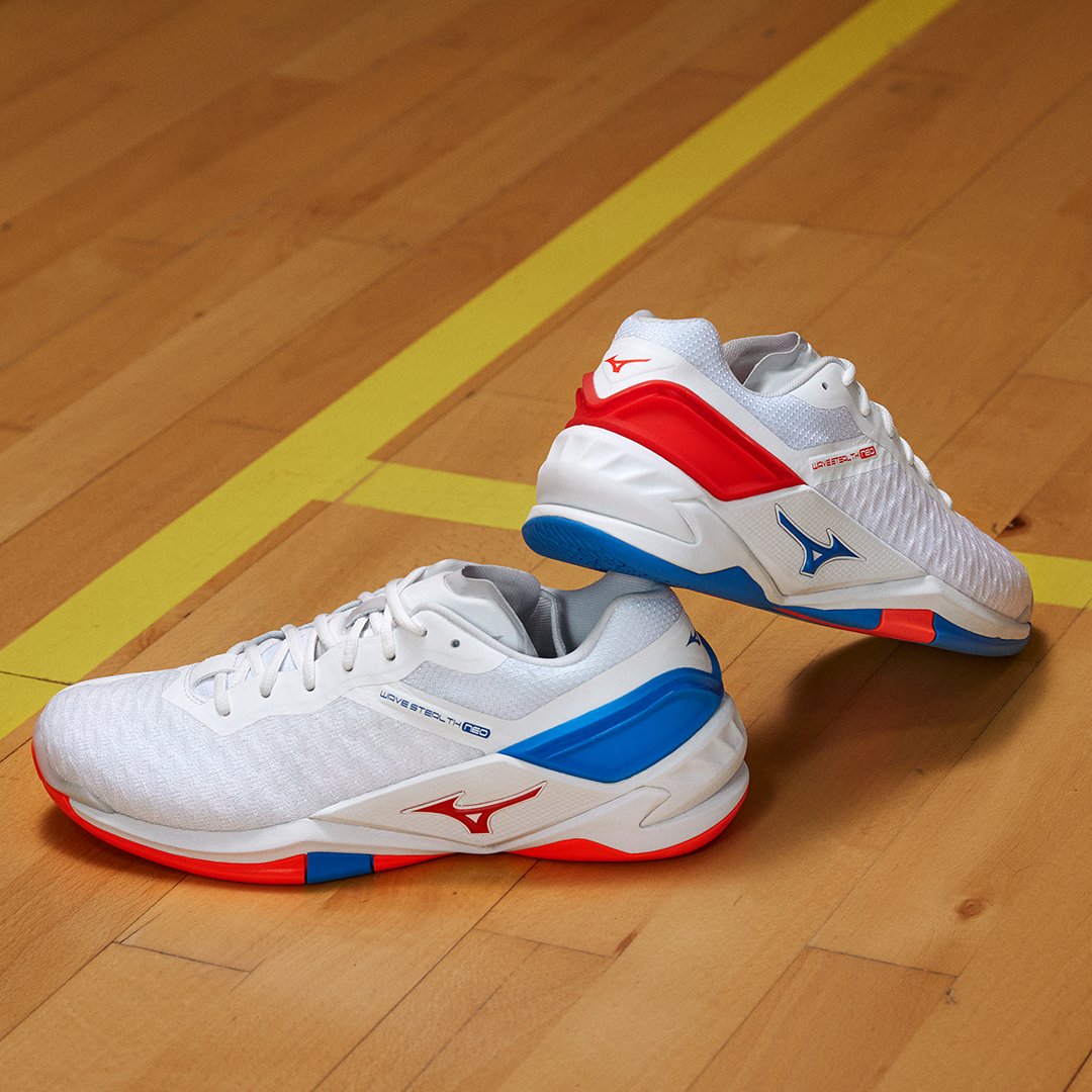 What’s your position? 🤾 Which is your favorite shoe?👟

#MizunoHandballEU #WaveStealthNeo #PolePosition