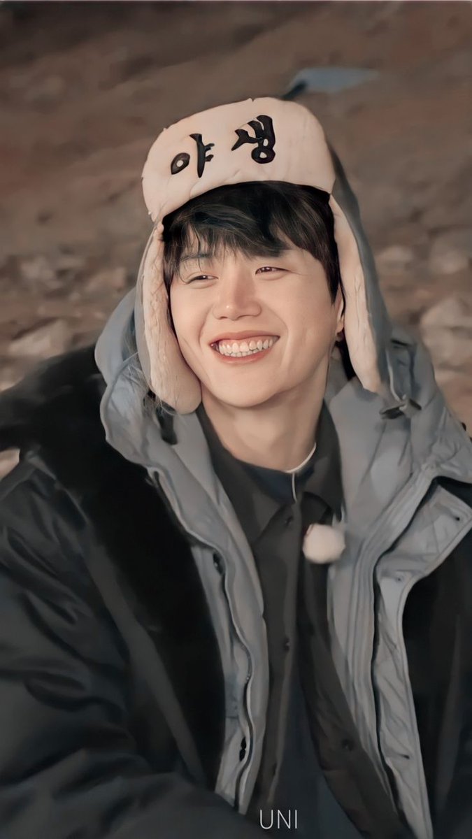 We love you.We'll forever love you😊
#fightingKimSeonHo💪