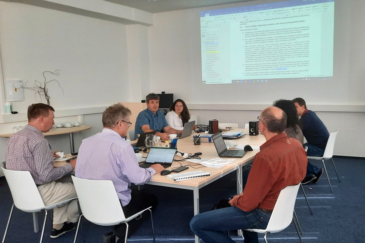 cmi_cz's tweet photo. V říjnu byl na ČMI Medical proveden audit za účasti externího auditora z České společnosti biomedicínského inženýrství a lékařské informatiky ČLS JEP.
#CMIMedical #CMI #medicaldeviceregulation #medicaldevices #measurementforhealth https://t.co/x5N0XppV5e