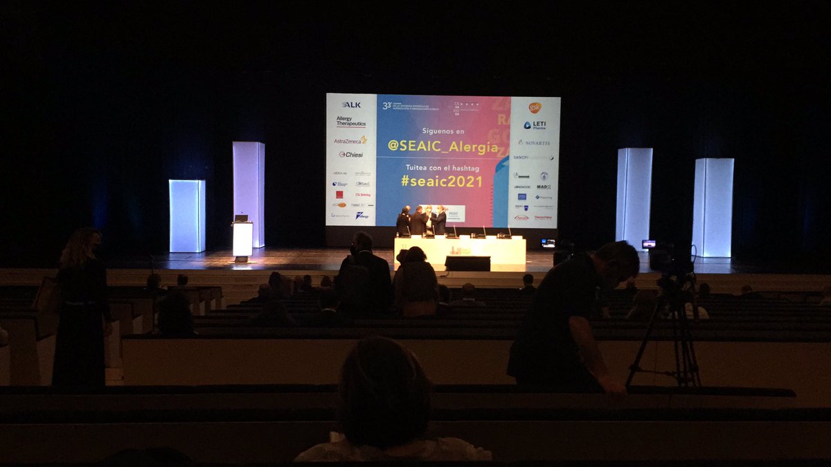 DiegoBlancoGG's tweet photo. Por fin! vuelta a la “normalidad “. Congreso presencial #SEAIC2021 en zaragoza https://t.co/JyEVaMcER4