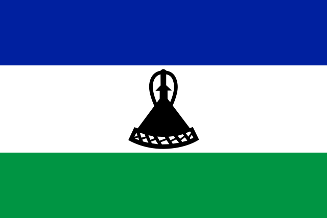 daily_flags's tweet photo. 𝐃𝐨 𝐲𝐨𝐮 𝐫𝐞𝐜𝐨𝐠𝐧𝐢𝐳𝐞 𝐭𝐡𝐢𝐬 𝐟𝐥𝐚𝐠?

🔸 Population:     2 Millions
🔸 Religion:       Christianity
🔸 Area:           30,355 Sq Km
🔸 Continent:      Africa (South Central)

#DidYouKnow #Flags
Find out in the comment 👇 https://t.co/apZujB2A2m https://t.co/KKoKdRwfr4