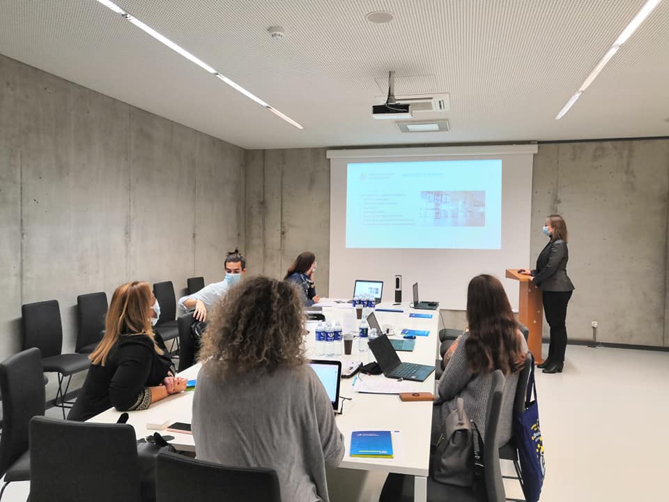 eseniors's tweet photo. L'équipe E-Seniors est actuellement à Kaunas, Lituanie dans le cadre du projet eSilver Tour pour évoquer la création de la plateforme en ligne dédiée au marketing numérique du tourisme des seniors ! Un vrai plaisir de rencontrer enfin nos partenaires pour ces échanges productifs! https://t.co/6vWcuNf5S4