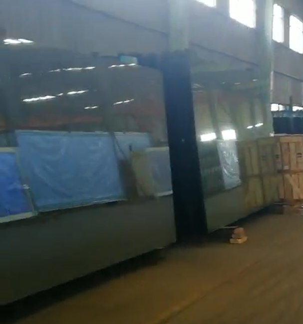 chinariderglass's tweet photo. We are dealing with various kinds of glass and mirror with high quality as customer’s requirement.Have glass in stock ,welcome inquiry!#riderglass #buildingglass #processedglass #chinaglass #flatglass https://t.co/iGSMRCcfST