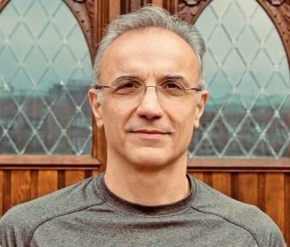 NASA'nın Mars'a başarıyla inen Perseverance uzay aracının iniş yönlendirme ve kontrol algoritmasını tasarlayanın Prof. Dr. Behçet Açıkmeşe olduğunu biliyor muydunuz ? Hocamıza çalışmalarında başarılar diliyoruz👏

Medyanın ilgi duymadığı habere biz ilgi duyalım. ..