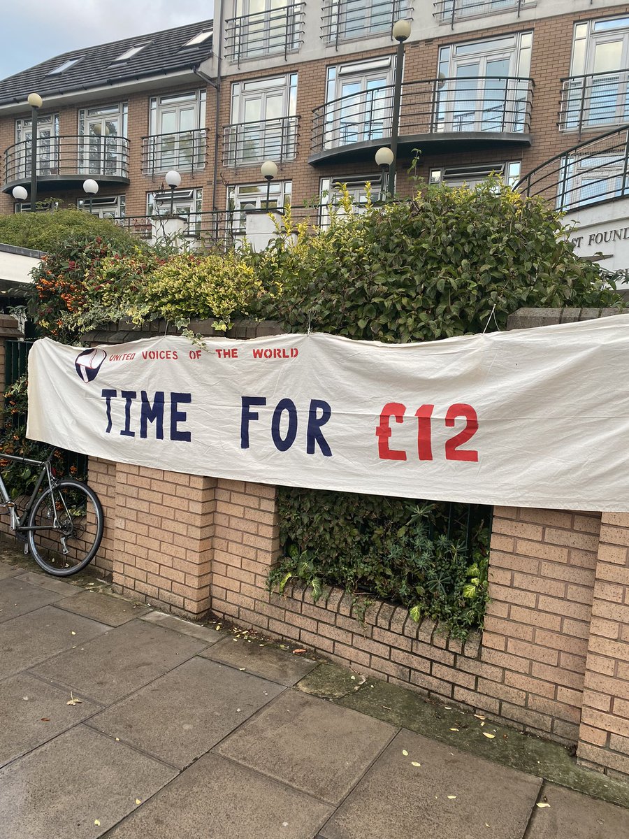 HaringeyBarnetU's tweet photo. #TimeFor12
#SageStrike
#Careworkers
Great turn out at @UVWunion Sage Care Workers picket line today #
SOLIDARITY ✊🏽✊🏾✊🏿✊🏻 https://t.co/sHO8stOlIm