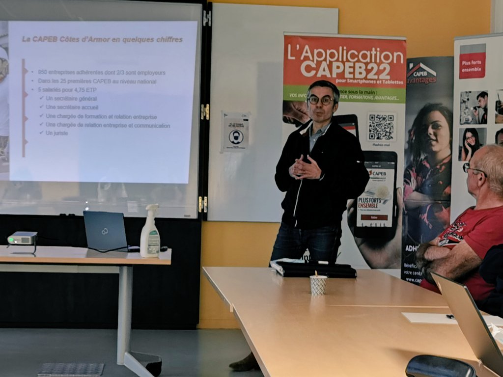 #TousMobilisés auprès de la <a href="/Capeb22/">CAPEB 22</a> <a href="/JulienUguet/">Uguet Julien</a> avec Pôle emploi 22. Mieux se connaître pour mieux comprendre les difficultés de recrutement. <a href="/Prefet22/">Préfet des Côtes-d'Armor</a> @Pole_Emploi_BZH