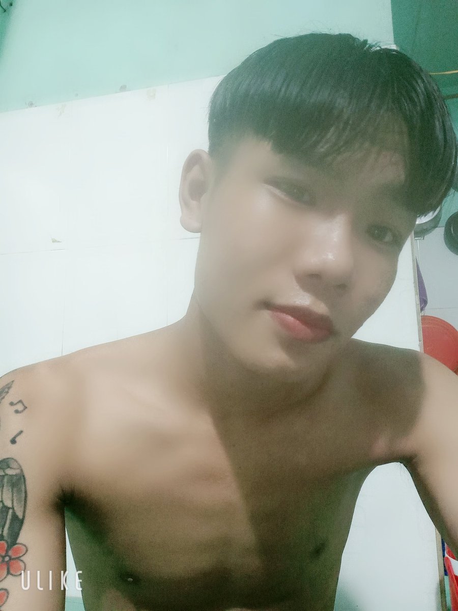 Nguyen5Buoi's tweet photo. Happy birthday to me 🍰
Lão công 🔞🔞🔞 https://t.co/GGNNlsHhX9