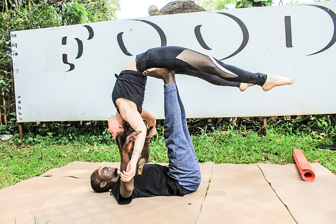 MuyanjaLatifu's tweet photo. The Acroyoga practice
#Weeklypractice #wellnes to try
#tryaClass https://t.co/ZQal2srD6X