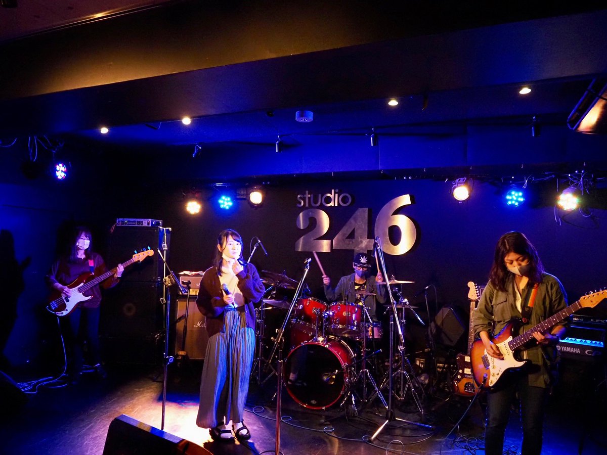 otonowa_1's tweet photo. 先日、久しぶりにセッション会を開催しました！
みんな、即興とは思えない素晴らしい演奏を披露してくれました！

次回サークル全体の活動としては12/25大阪十三GABU開催予定の年末ライブです！

楽しんでいきましょー！！ https://t.co/Vdk8vQf17P