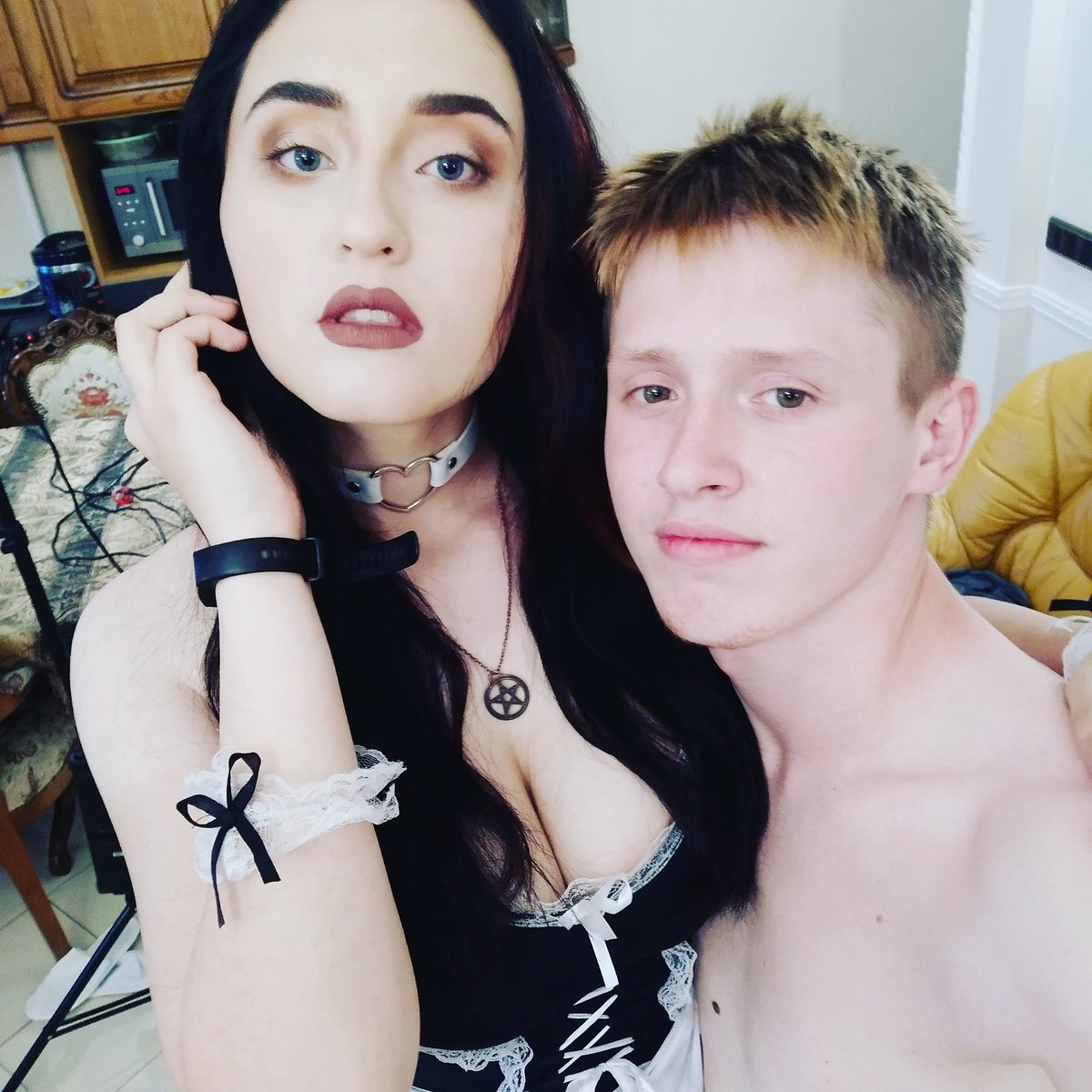Kenneth46618578's tweet photo. Hot Russian girls fucks and sucks on my OnlyFans! Join now! 
https://t.co/zSkdyX6tp2 https://t.co/8dyvihbaTi
