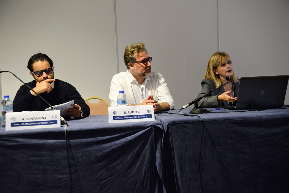 Une salle comble pour l'atelier sur le #Cannabis Médical en France.
Sous la présidence de #NathalieRICHARD (Saint Denis) et @Prabenyamina (Paris).
Avec @NicolasAuthier_  (Clermont Ferrand)