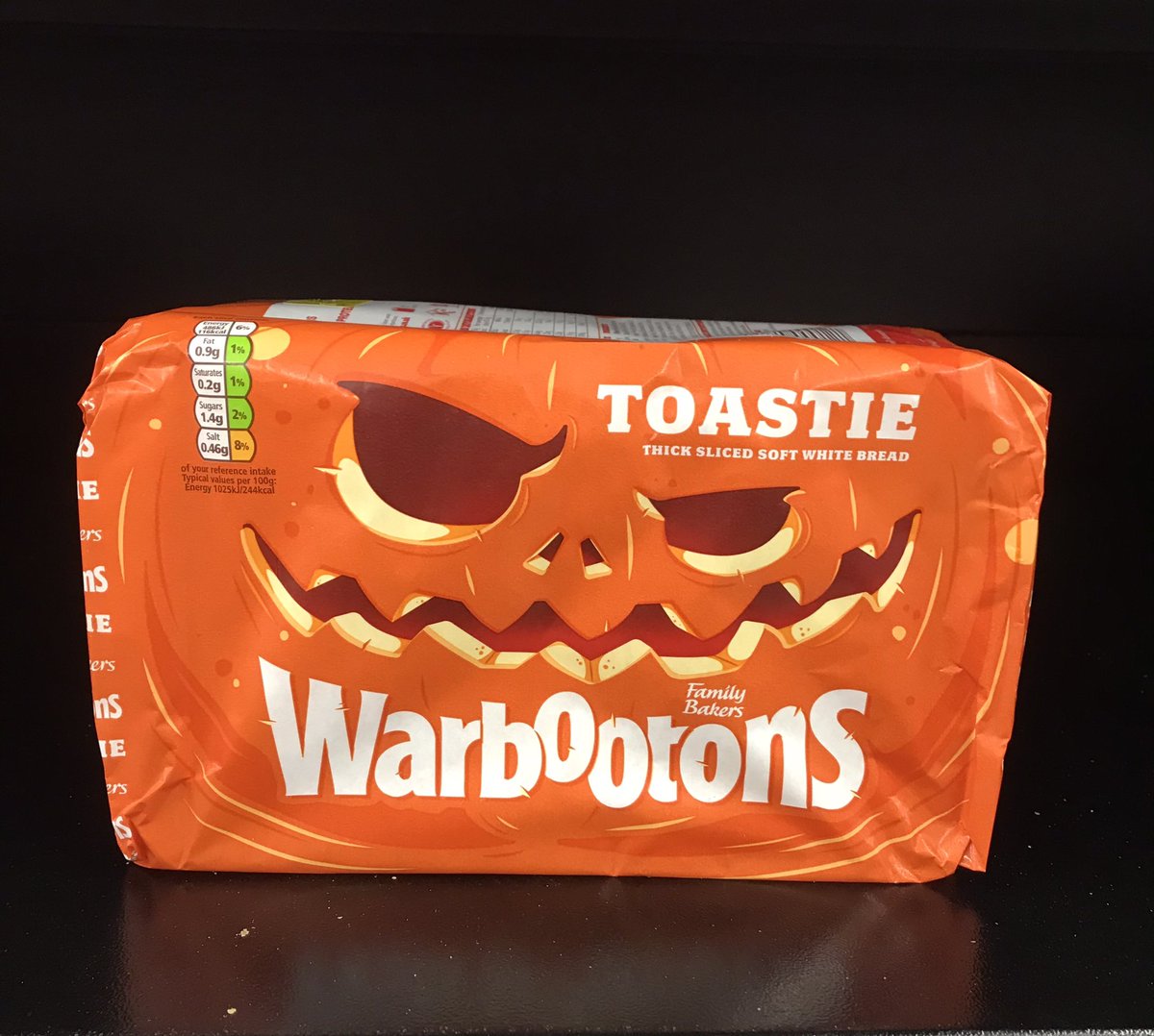 Michael M 👽 tweet media