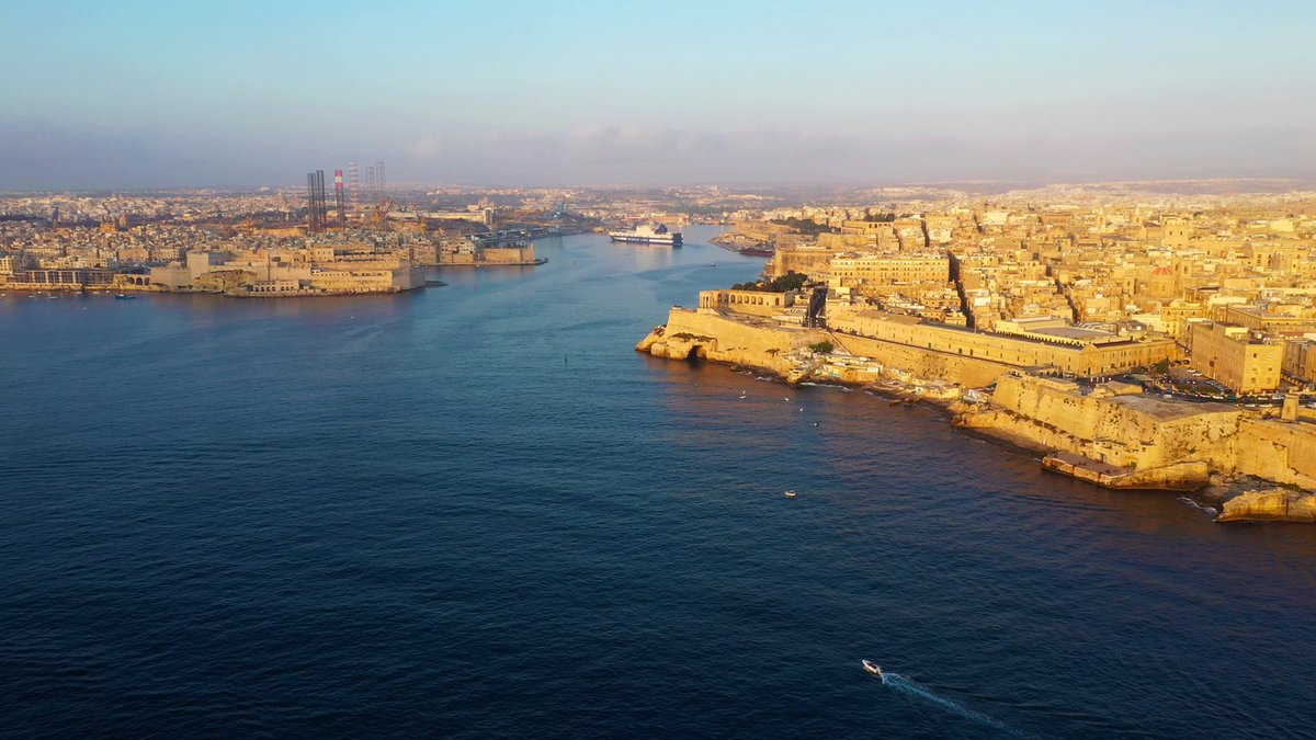 F_Azzopardi's tweet photo. @InfraMalta's Grand Harbour Clean Air Project #GHCAP &amp; upgrading of this port's cruise ship quays will augment sustainability &amp; competitiveness of #Malta's cruise industry &amp; improve air quality for 17k families in this region. @MaltaGov @followianborg https://t.co/vaqxlapB1H https://t.co/uGEBmP0HNa
