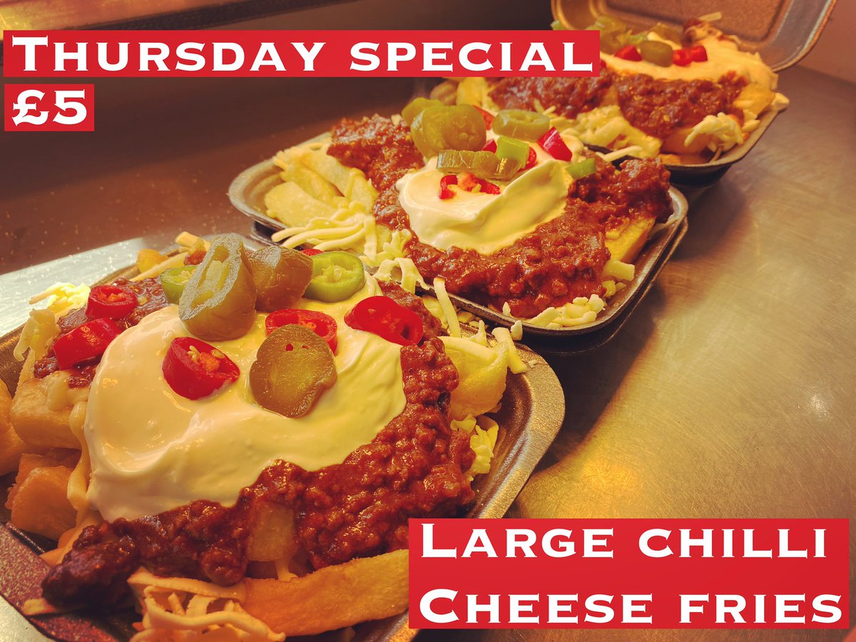 Wee Thursday Special - Large Chilli Cheese Fries for a fiver! 🔥🌶🙌

Open from 4-8pm 😎🍔

<a href="/TasteCauseway/">Taste Causeway</a> #meatbox #chillicheese #chillicheesefries #castlerock #streetfood #foodni