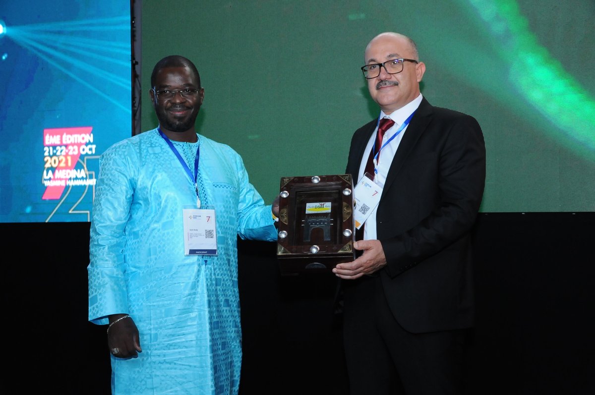 ForumDSI's tweet photo. Intervention de Mr Mody SECK, président du Club DSI du Mali, et des partenaires diamants Comunik et Global IT Vision
#ForumDSI2021 #CRISISDigitalTransformationAccelerator https://t.co/1h4EkLSrHv