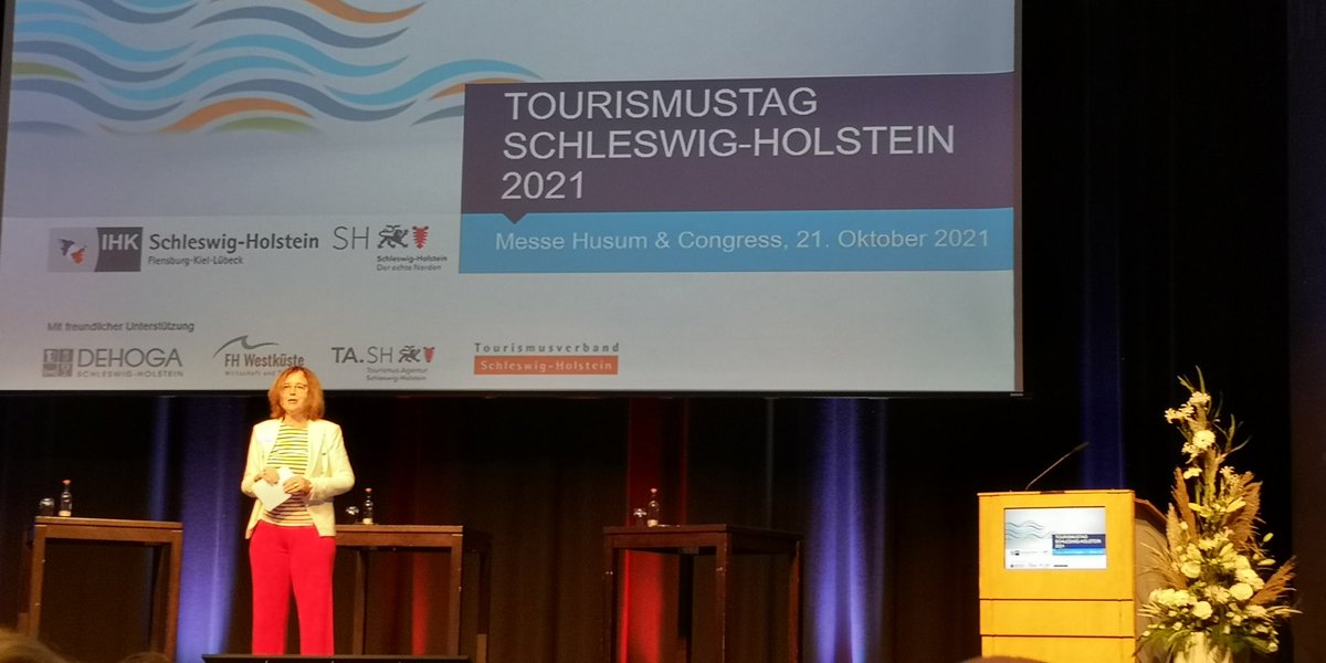 Der #TTSH2021 ist eröffnet von <a href="/bettina_bunge/">Bettina Bunge</a>. Wir freuen uns auf einen spannenden Tourismustag in <a href="/MHC_Messe_Husum/">MHC Messe Husum</a> mit vielen richtungsweisenden Vorträgen.