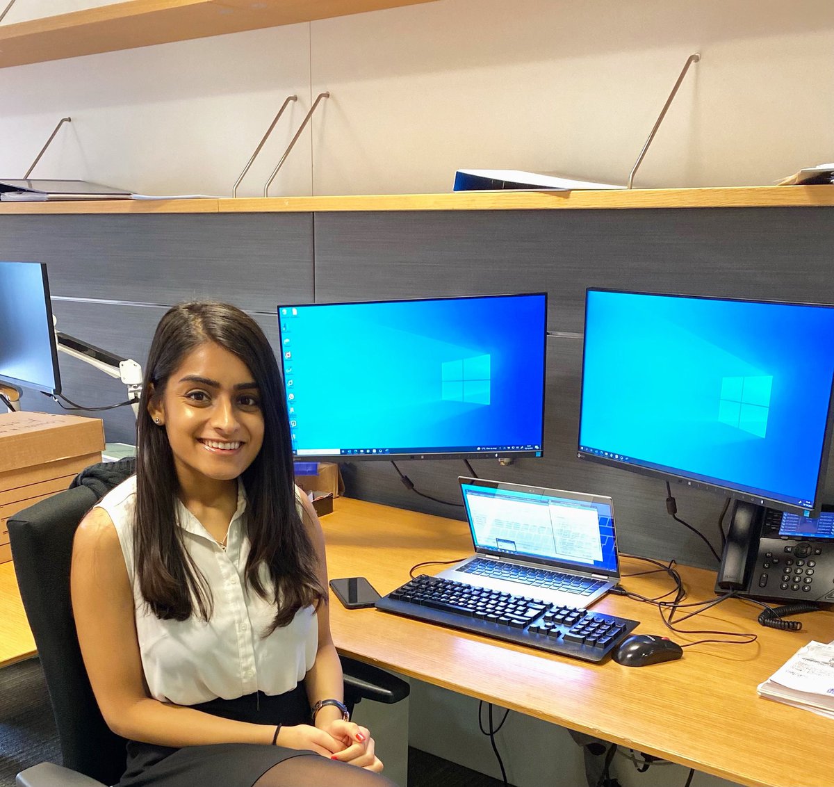 SHFutureTalent's tweet photo. Visit our Instagram page to read how Maansi is finding her first seat in ship finance #traineesolicitor #trainee 👉 https://t.co/Y9pmJ1jJyb https://t.co/bUw2BeNOcJ