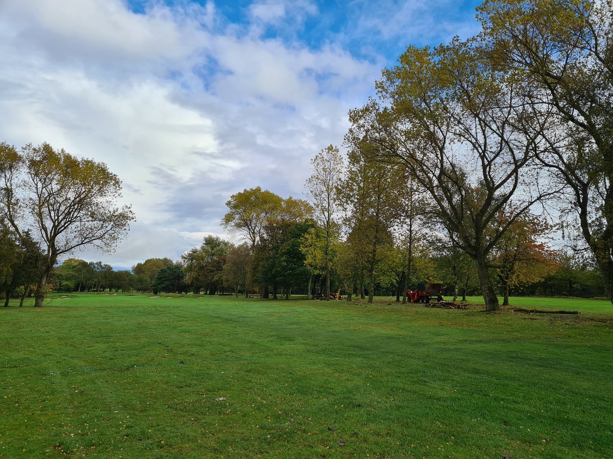 Weather taken a more wintery feel this week. Greens have been shockwaved to relief compaction and work started with this year's woodland management works. Main focus has been between the 1st &amp; 10th to open up copses and allow trees to develop. Great work by <a href="/ForestryRd/">RD Forestry</a> as ever.