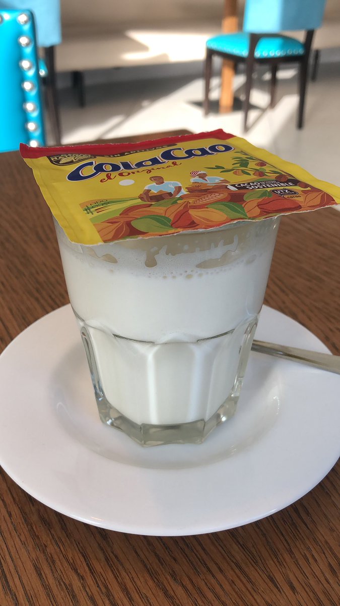 Fotoness's tweet photo. Plataforma oficial anti que pongan el sobre de colacao así. https://t.co/DOORfGfjop
