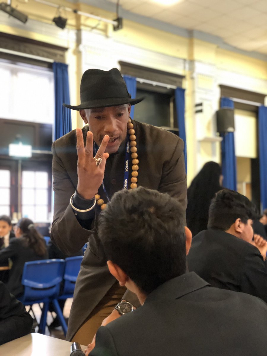 Food, fabric, &amp; free verse <a href="/ValentinesHS/">ValentinesHighSchool</a> today as we celebrate Black History Month through a cultural capital experience with #adisaverbaliser. Watch this space for the end products #inharmony