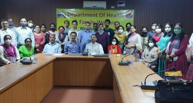 hpsacs's tweet photo. HPSACS started roll-out of the trainings for Red Ribbon Clubs' Nodal Officers and Peer Students in all Districts in Oct. & Nov. 2021 with District Kangra organizing first such training of Nodal Officer of RRCs on 19th Oct.2021
#RRC
#JoinRRC
#JoinRedRibbonClub
#Youth https://t.co/eWTOjEB4Y9