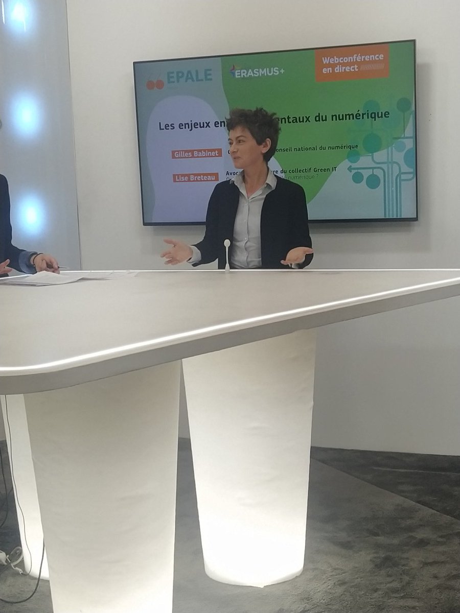 EPALE_FR's tweet photo. Web conf @EPALE_FR @ErasmusplusFR  @BreteauLegal " l'enjeu  c'est l'allongement de vie du matériel . On a besoin d'avoir des logiciels qui durent . On a aussi un enjeu de #formation en eco-conception" https://t.co/80L9xLodsY