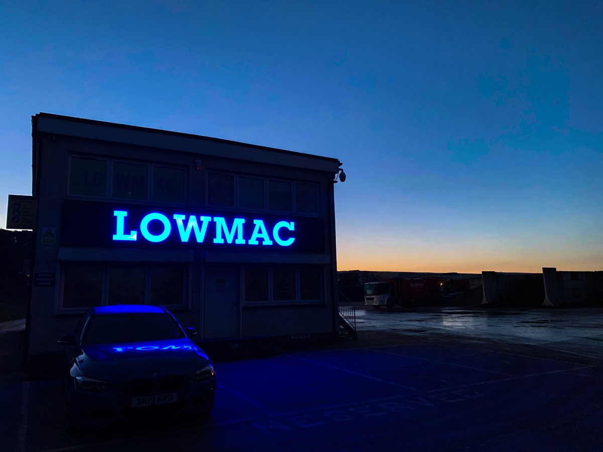 The Twilight of winter is here and Halloween is creeping in, things are about to get spooky at Lowmac next week so stay tuned for updates...

Order Online: lowmac-bin-empty.co.uk/shop/