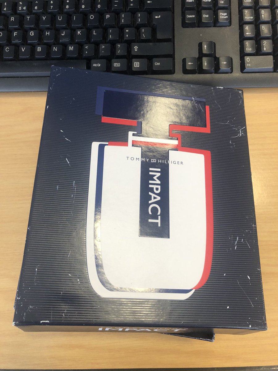 Sam_deWet's tweet photo. @TAKEALOT don’t know how this possibly seemed ok to box and ship to a customer. Broken glass, scratched and broken box, broken lid. I’m horrified &amp; so disappointed. https://t.co/rplCn4yC8W